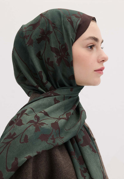 Hijab mit dunklem Waldmuster, Dunkelbraun
