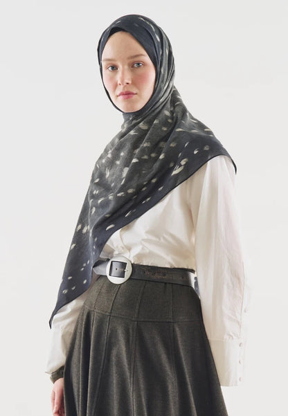 Fawn Pattern Cotton Viscose Hijab Black